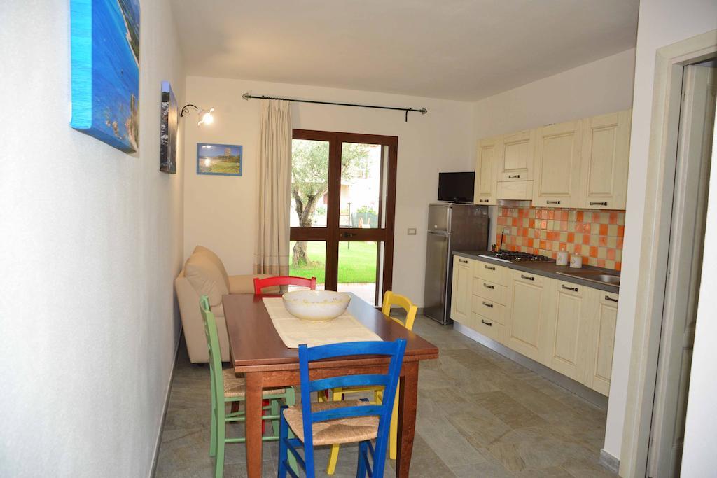 Oleandro Apartment Lotzorai Bilik gambar