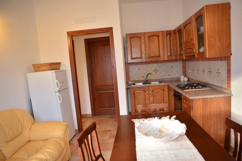 Oleandro Apartment Lotzorai Bilik gambar